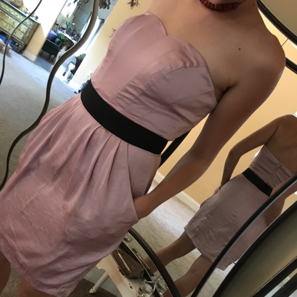 H&M soft pink dress with pockets